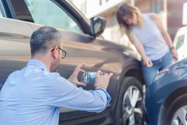Professional Full Coverage Car Insurance technician working in Cherry Grove, OH